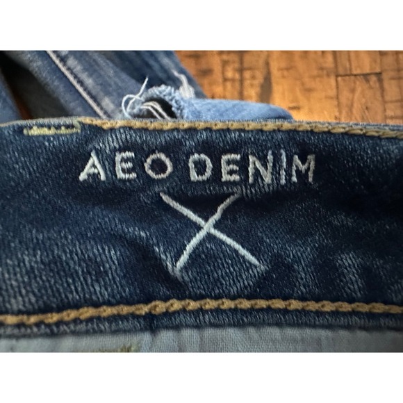 American Eagle Rip Jegging Crop Distressed Frayed Hem Super Stretch Denim Size 4 - Picture 5 of 12